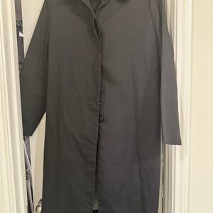 Gap black lightweight trench coat